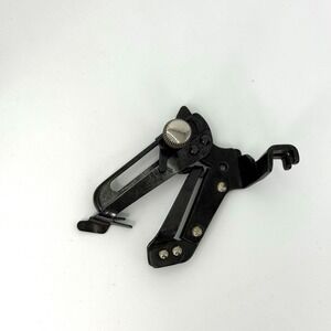 VTG 40/60s Singer Buttonholer Attachment 35931 USA Low Shank Sewing Machine Part